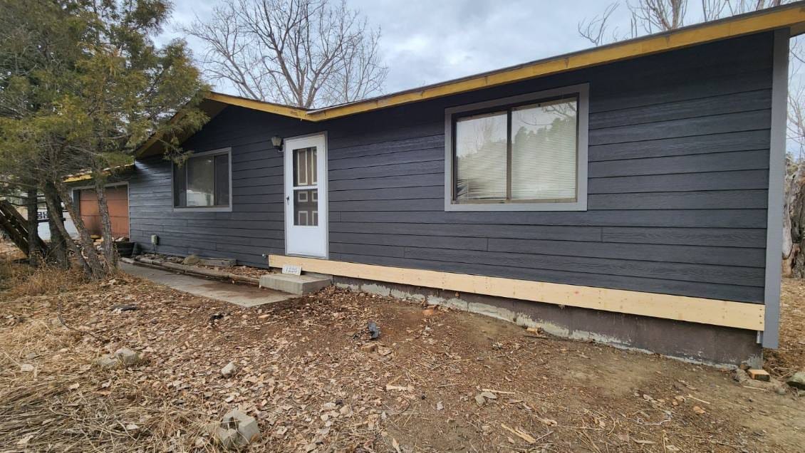 Siding work completed by 5 Star Carpentry